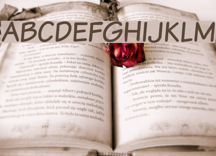 VTCSundaykomix Font examples